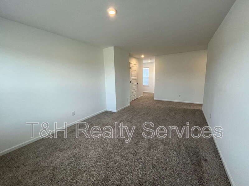 Plainfield House: 9275 Loyola Way