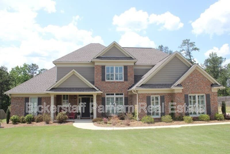 Columbus House: 7165 Bridgemill Drive