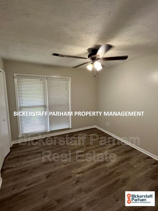 Columbus House: 3011 Apache Drive
