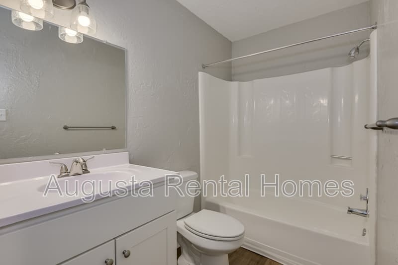 Augusta Condo: 2515 Center West Parkway - 5N