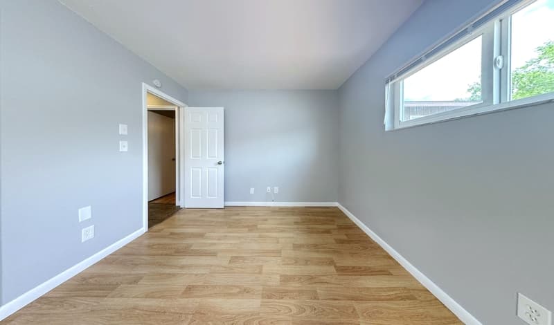 St. Petersburg House: 4367 19th Street North