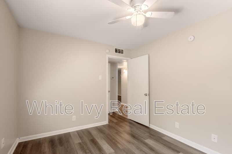 Huntsville Condo: 818 University Ave