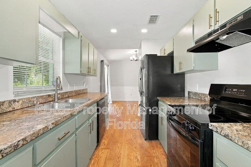 Ocala House: 53 Pecan Run Dr