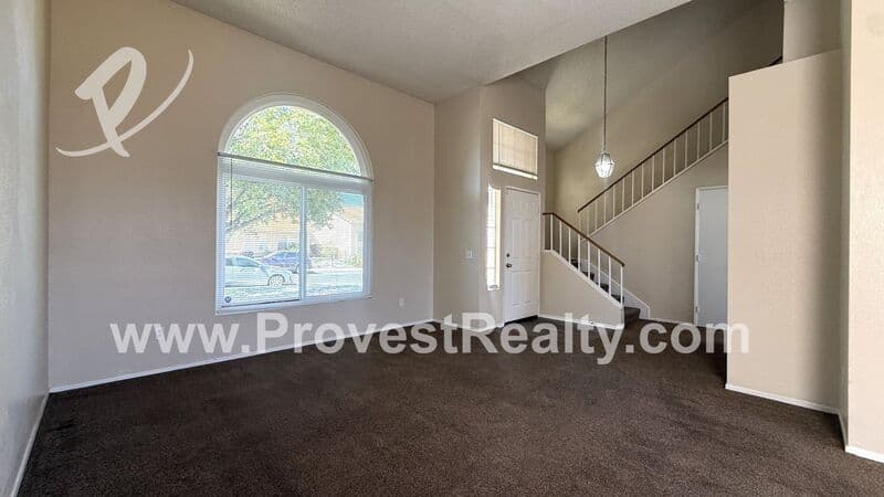 Victorville House: 14601 Pony Trail Rd