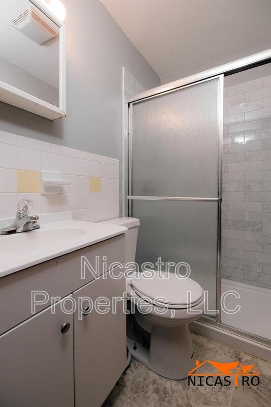 Columbus Condo: 215 East Lane Avenue - A
