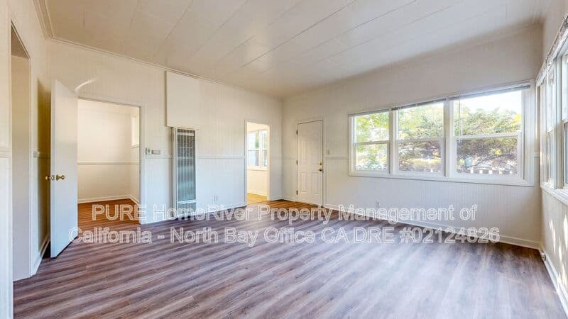 Santa Rosa House: 1430 Sonoma Avenue