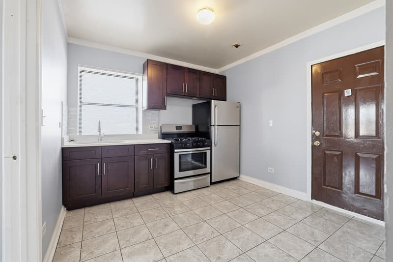 Chicago Condo: 7501 South Stewart Avenue - 7507-#1A