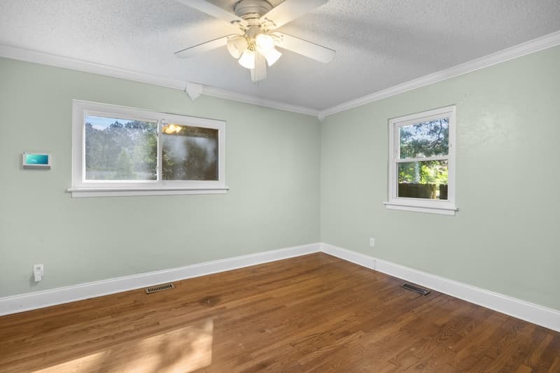 Chesapeake House: 1204 Fontana Avenue