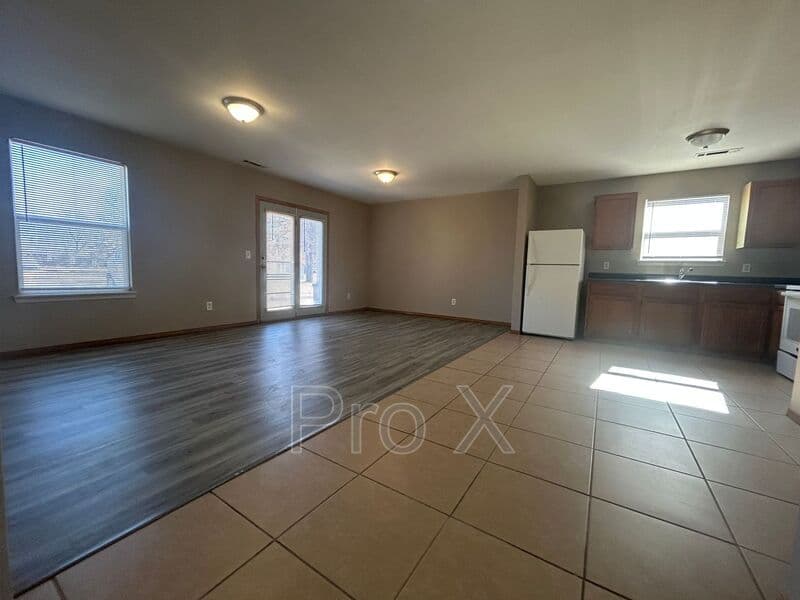 Springdale House: 316 Erin Place