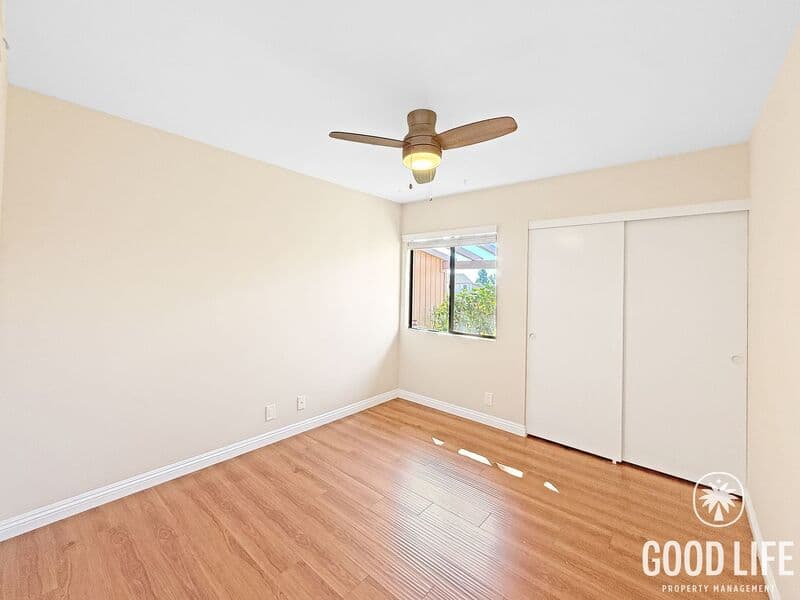 La Mesa House: 6050 Henderson Dr