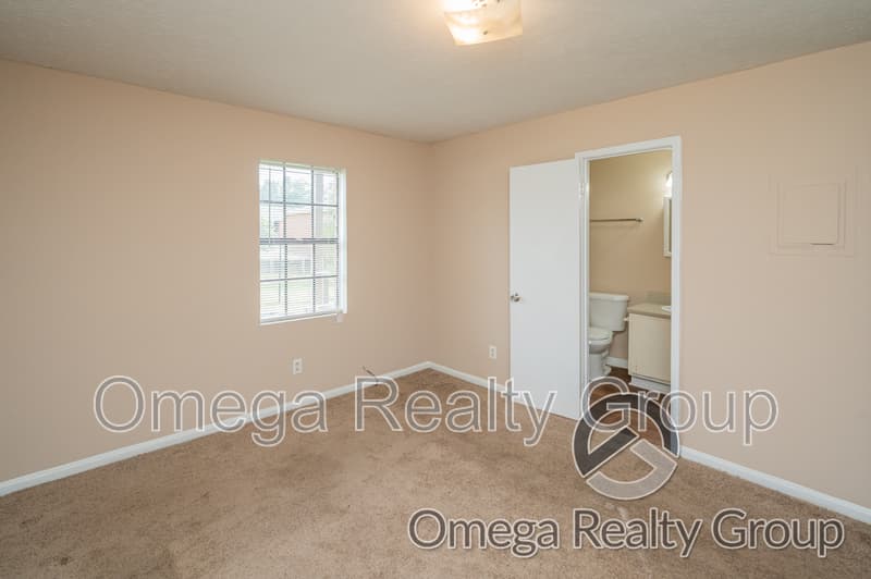 Phenix City Apartment: 901 25th Ave