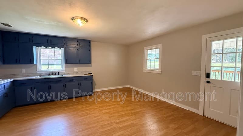 Bowdon House: 611 Mitchell Ave