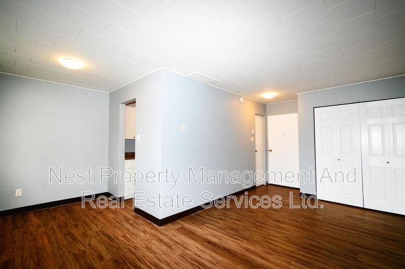 Quesnel House: 626 Kinchant Street