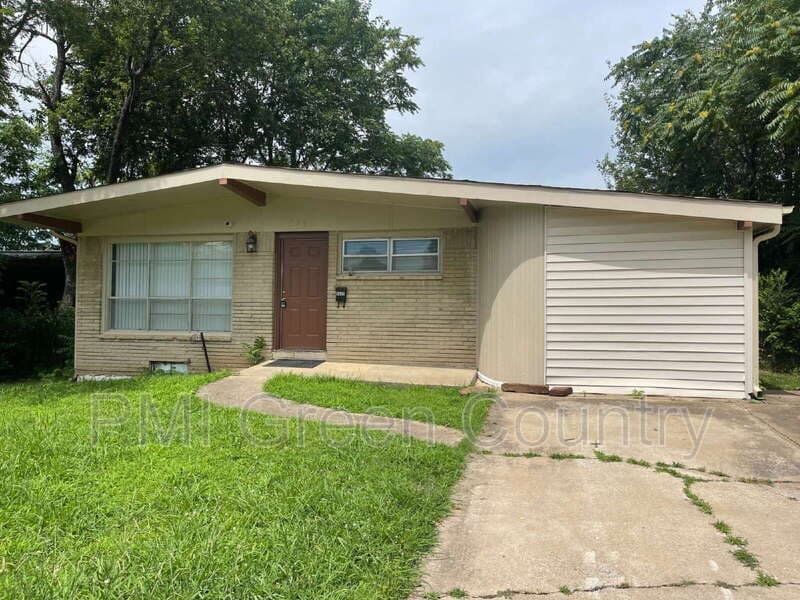 Tulsa House: 5430 North Frankfort Place
