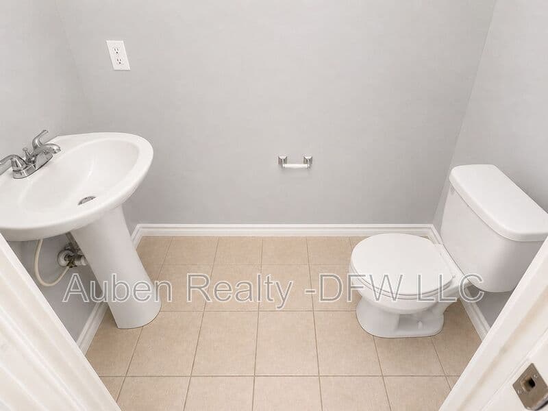 Princeton House: 1109 Parkway Trail