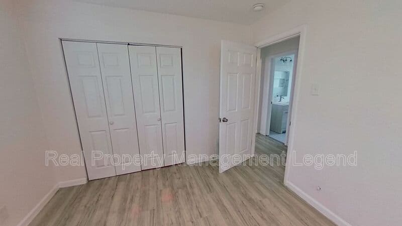 Irving House: 2320 Brockbank Dr