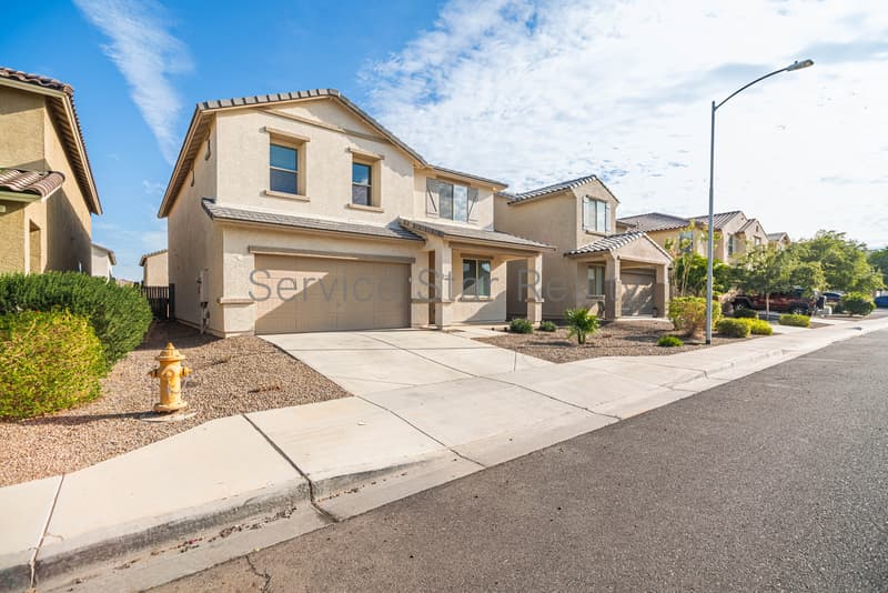 Tolleson House: 10426 W Cordes Rd