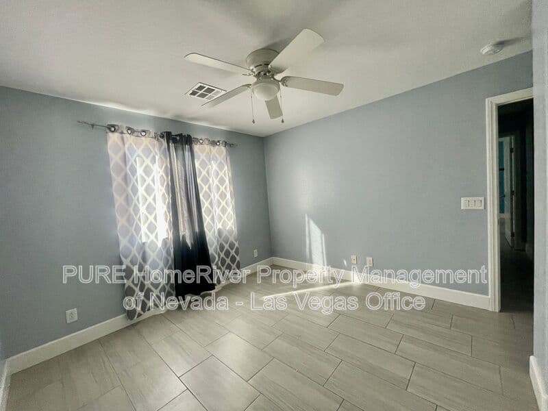 Las Vegas House: 8971 Whitten Park Ave
