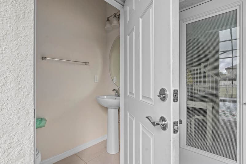 Kissimmee Townhome: 8946 Sydney Avenue