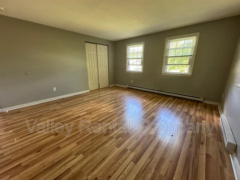 Sunderland Condo: 87 South Silver Lane - 2