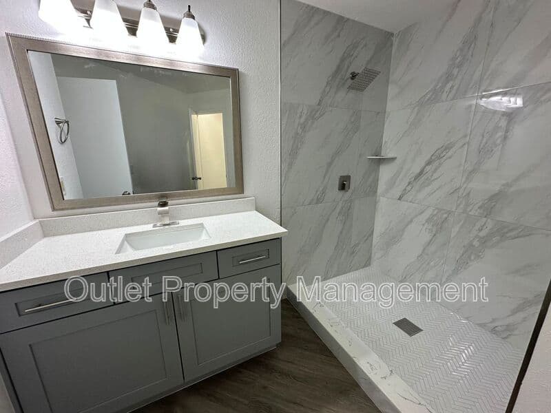 Orlando Condo: 7270 Westpointe Blvd