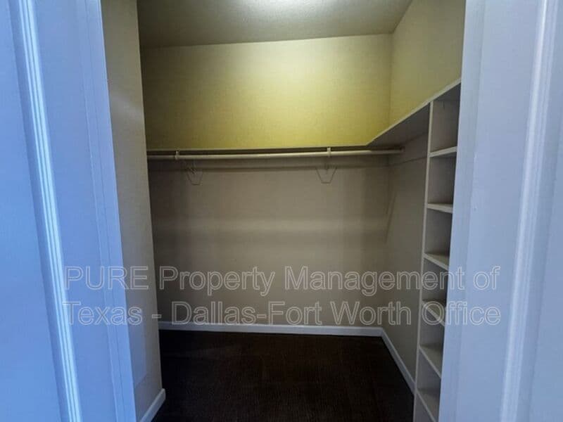Grapevine Condo: 400 Glade Road