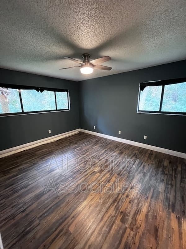 Palm Harbor Condo: 3277 Fox Chase Cir N
