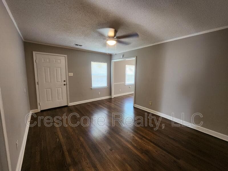 Memphis House: 4425 Boyce Rd