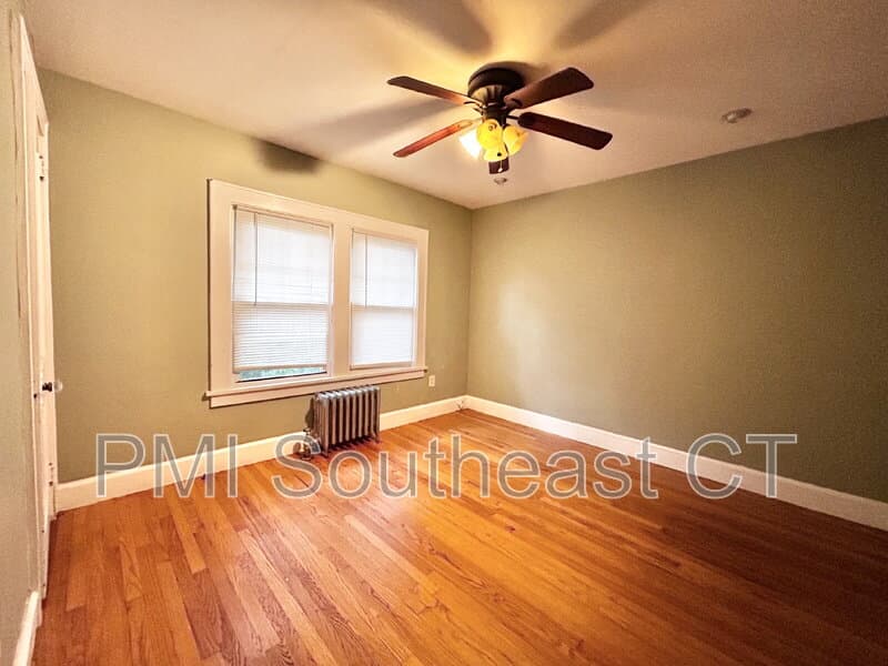 New London Condo: 25 Rogers St