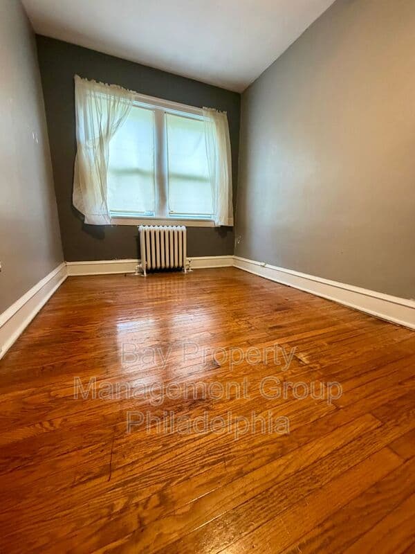 Philadelphia House: 7207 Sommers Rd