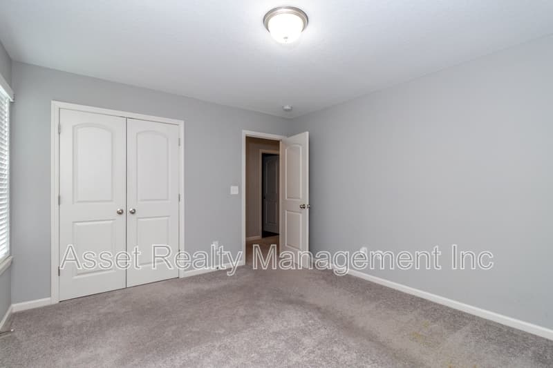 Knoxville House: 7832 Beeler Farms Ln