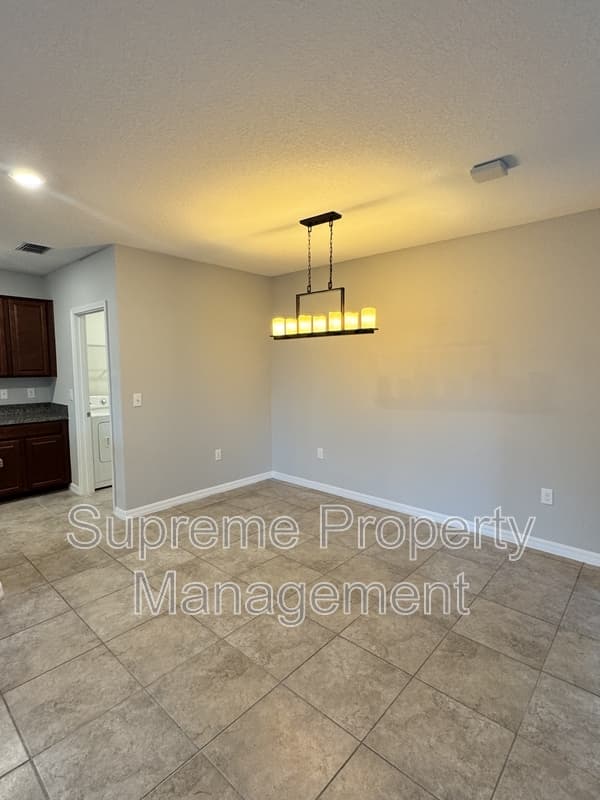 Riverview House: 12716 Lemon Pepper Drive