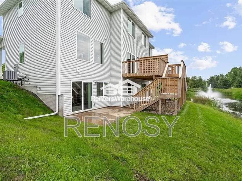 Pleasant Hill House: 36 Keeneland Court