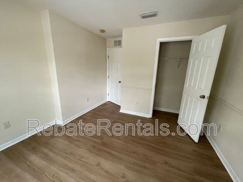 Jacksonville Townhome: 4847 Parkhurst Place