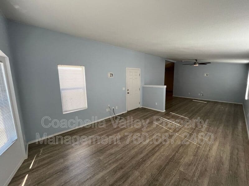 Desert Hot Springs House: 15300 Palm Dr