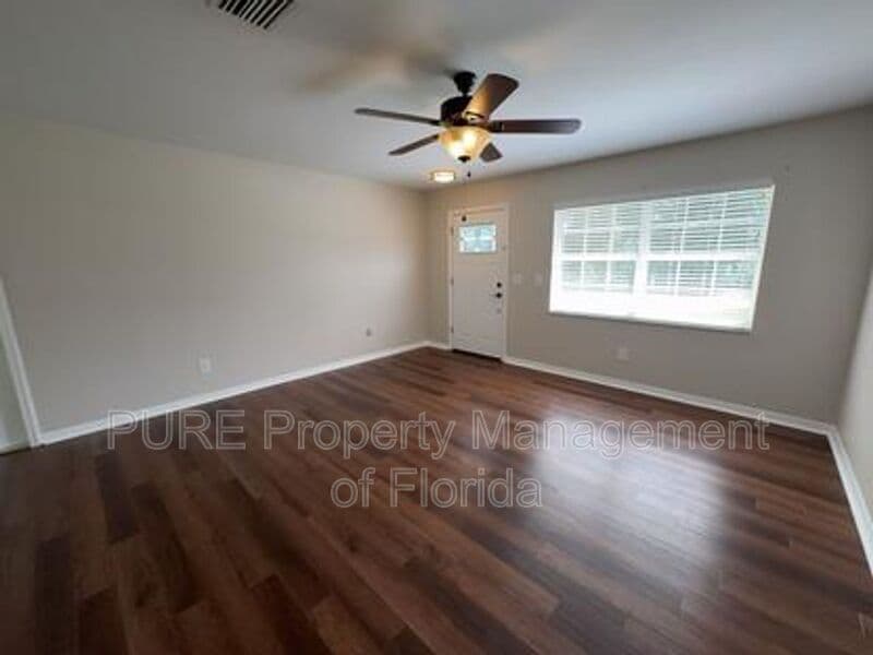 Ocala House: 7529 SW 78th Place
