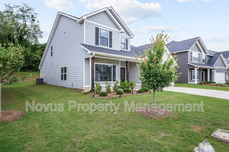 Carrollton House: 122 Cedar Park Way