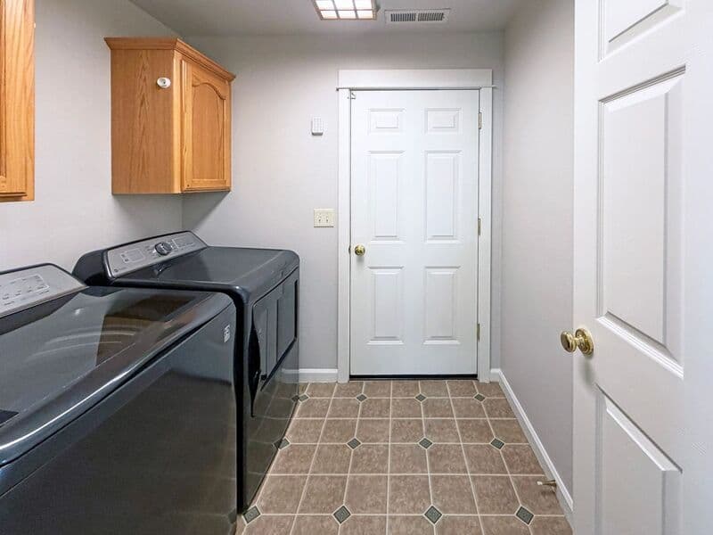Eugene House: 1015 Argon Ave