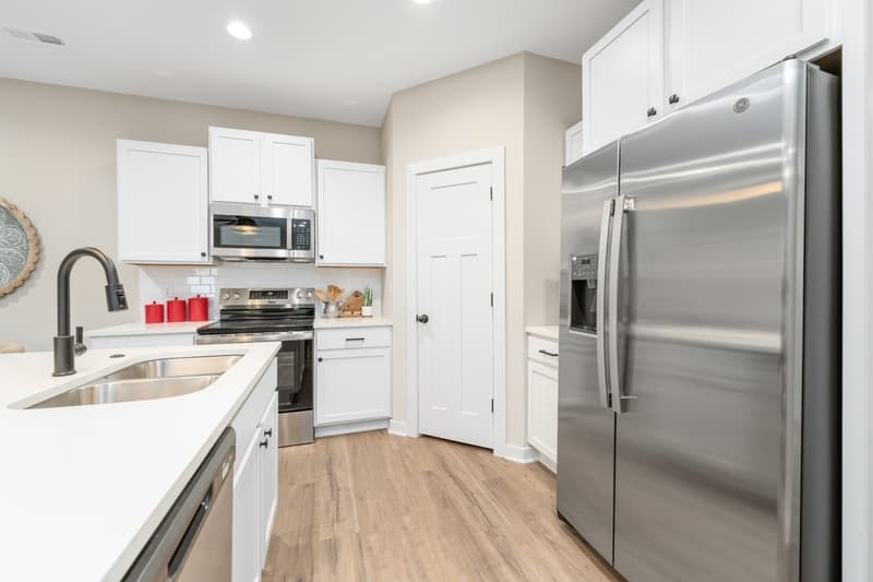Wichita House: 2865 S Cedar Crest Ct Unit 200