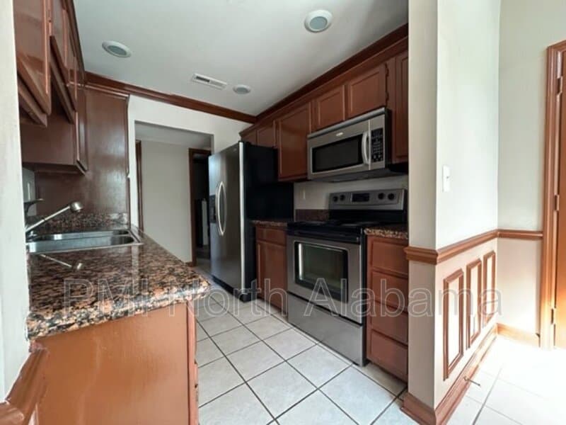 Huntsville Condo: 1023 Stones Throw Drive Northwest