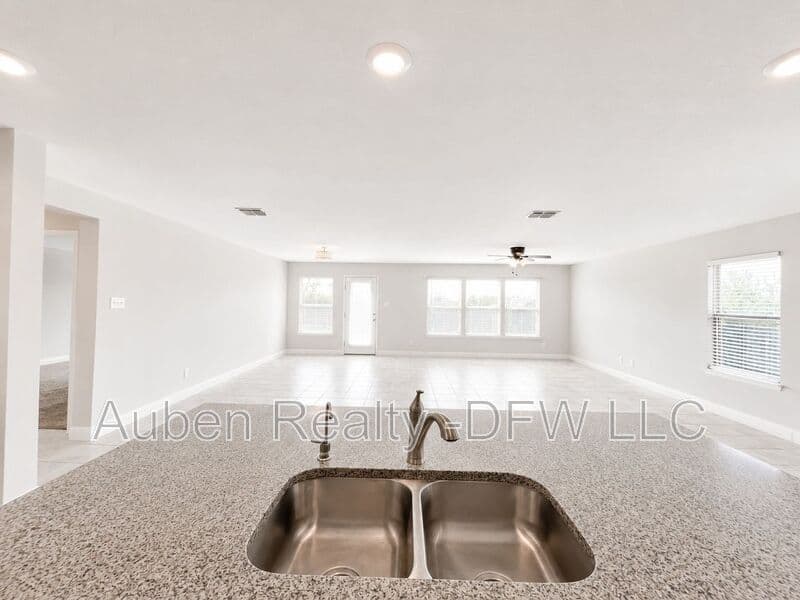 Aubrey House: 2605 Wesley Avenue