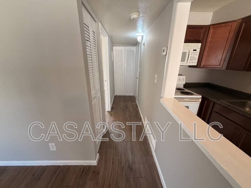 Louisville Condo: 1724 Tempest Way