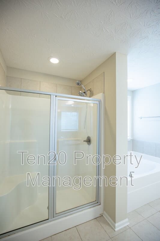 Columbus House: 6061 Townes Way