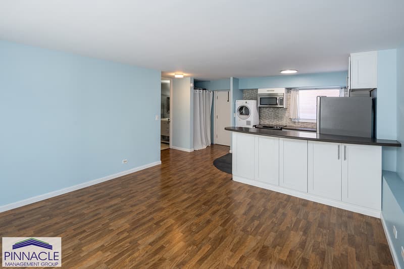 Honolulu Condo: 1658 Liholiho St. #304