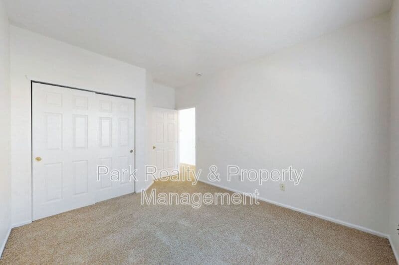 Aurora House: 12217 E 2nd Ave