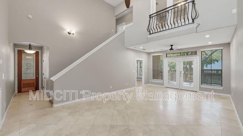 New Braunfels Townhome: 1275 Old FM 306