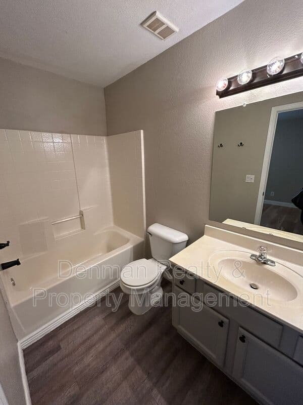 Mesa House: 5808 E. Brown Road