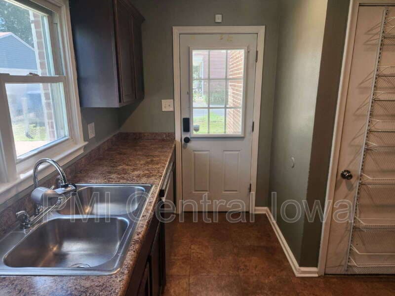 Des Moines House: 1234 Herold Avenue