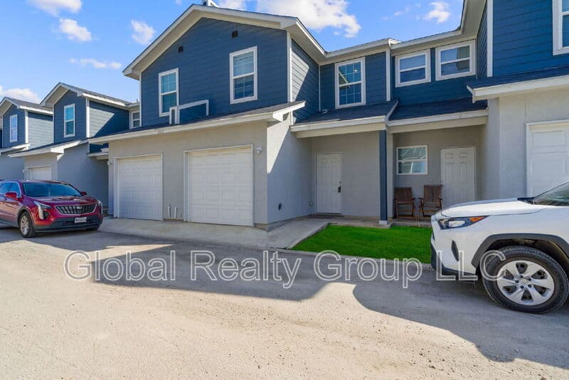 San Antonio Condo: 6914 Crestway Dr