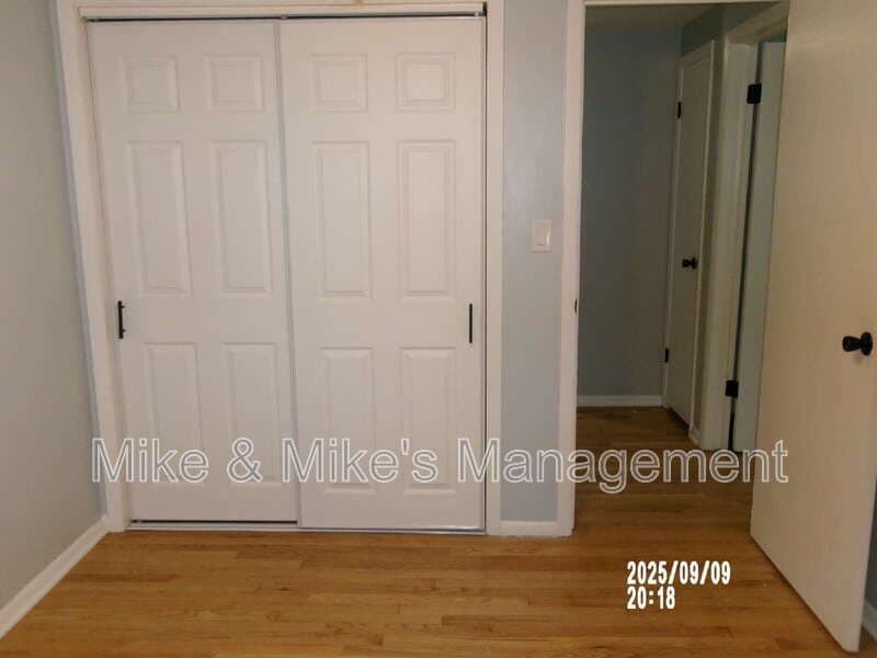 Milwaukee Condo: 6400 North 73rd Street